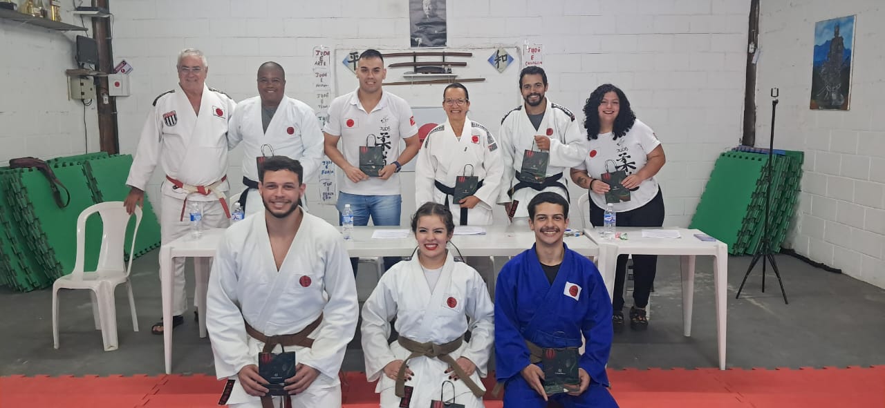 Registro do exame de faixa preta — foto 3