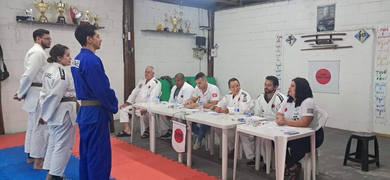 Registro do exame de faixa preta — foto 1